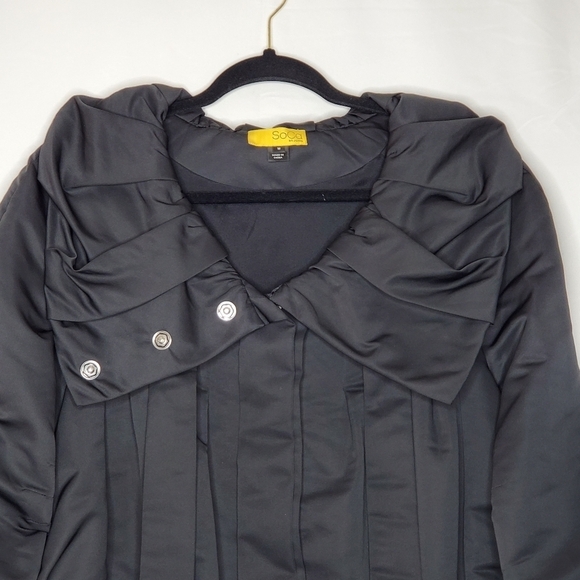 St. John SoCa Puff Sleeve Cropped Jacket Sz M Ruffle Collar Lined Zip-up Evening - Picture 3 of 16